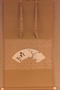 富岡鉄斎 扇面墨梅図
