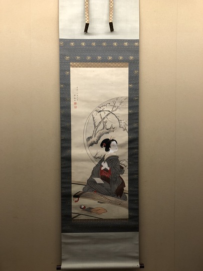 No4485 掛軸　在銘　松泉　元禄美人図　着色絹本　人物画　古美術　送料無料 No4485 掛軸 在銘 松泉 元禄美人図 着色絹本 人物画 古美術 送料
