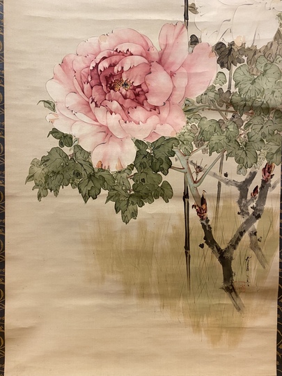 掛け軸　中国美術 張鎮照［牡丹に蝶の図］紙本　箱付き！ 掛け軸 中国美術 張鎮照［牡丹に蝶の図］紙本 箱付き！ 掛け軸