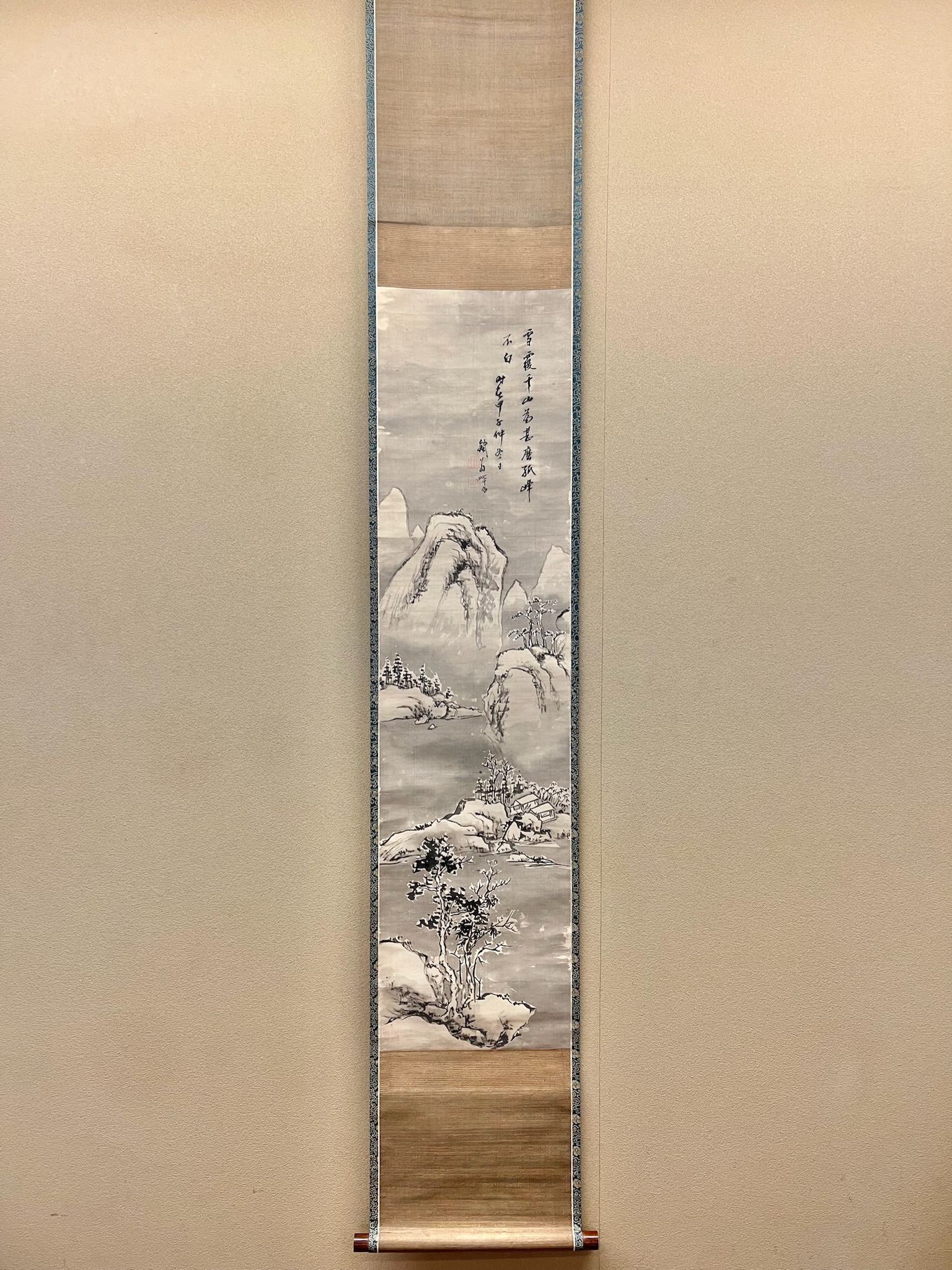 松下海辺双鶴　岩井昇山　掛け軸 　共箱付き 松下海辺双鶴 岩井昇山 掛け軸 共箱付き